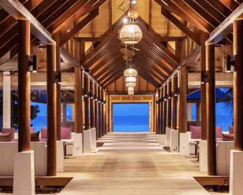 Cinnamon Group 5 star Resort Entrance furniture with Baliartfurniture Indonesia manufacturer