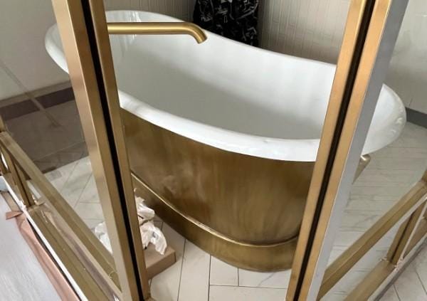 bathtub copperfor Taiwan project hotel by Baliartfurniture indonesian manufacturer